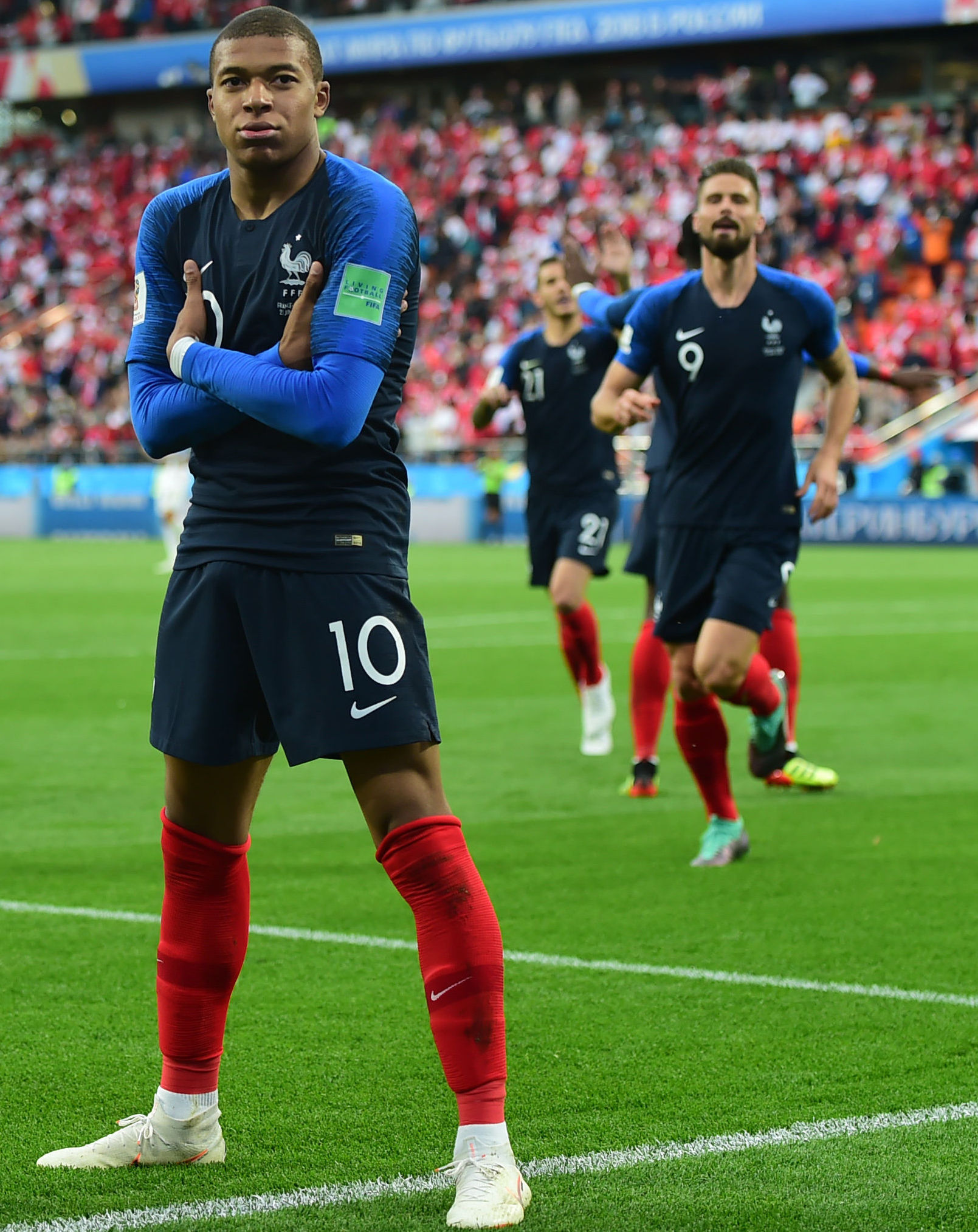 2换1重磅交易尘埃落定！三方共赢一人境遇迷茫，特雷杨未来悬疑重重